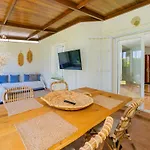Cubo's Townhouse Sierrezuela Σπίτι διακοπών *
