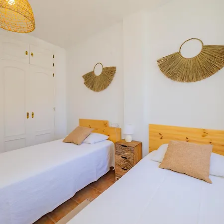 Holiday home Cubo's Townhouse Sierrezuela *