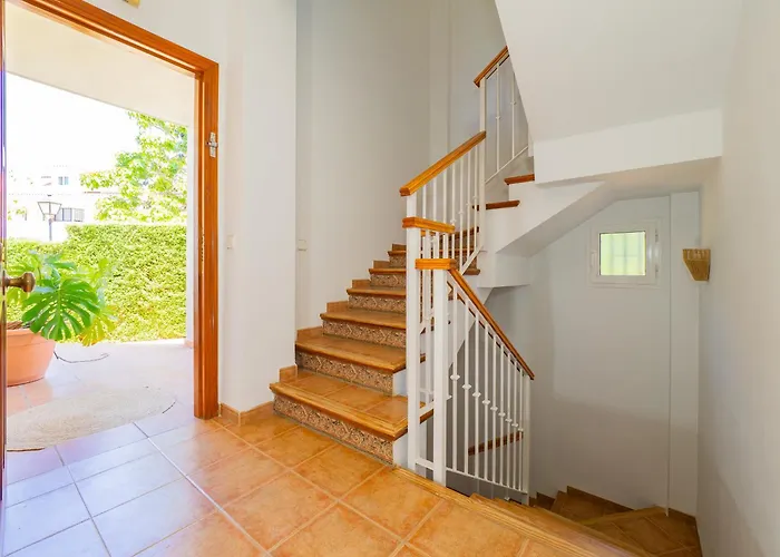 Cubo's Townhouse Sierrezuela Fuengirola