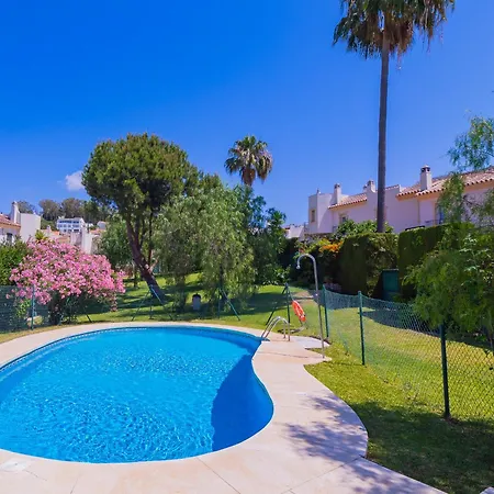 Cubo's Townhouse Sierrezuela Fuengirola