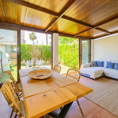 Cubo's Townhouse Sierrezuela Fuengirola