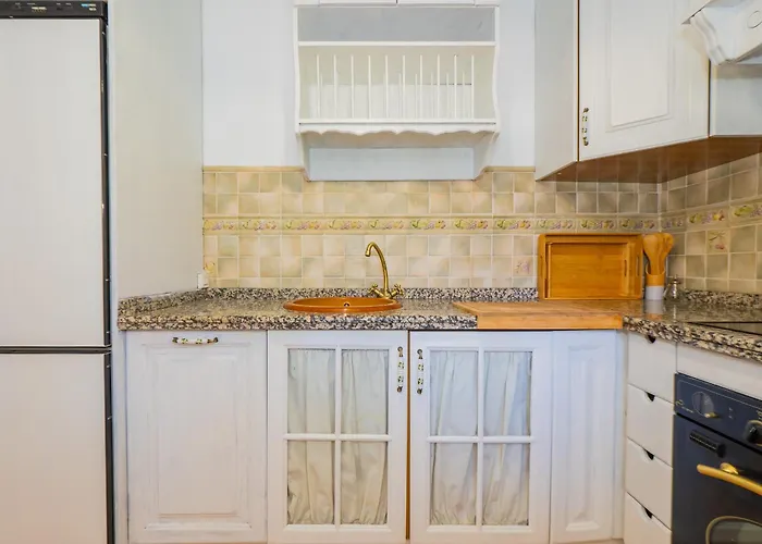 Cubo's Townhouse Sierrezuela Holiday home *