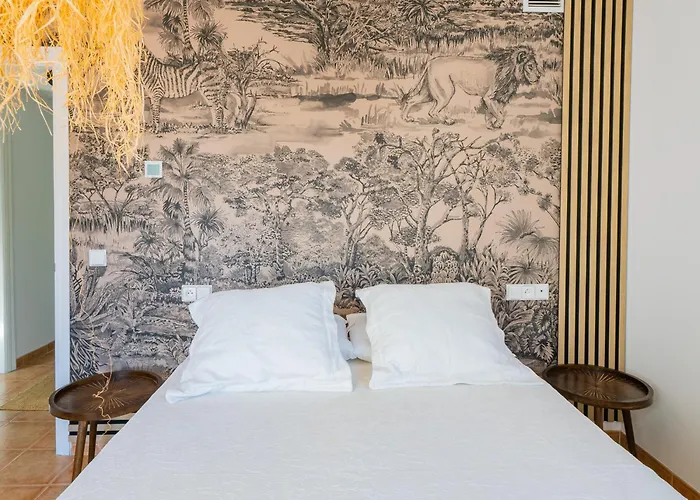 Holiday home Cubo's Townhouse Sierrezuela *