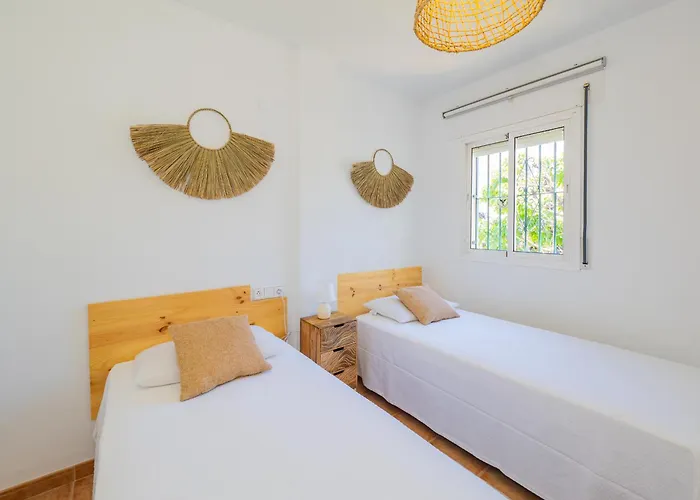 別荘 Cubo's Townhouse Sierrezuela フエンヒロラ