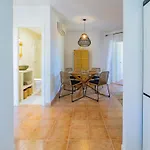 Cubo's Townhouse Sierrezuela Prázdninový dům