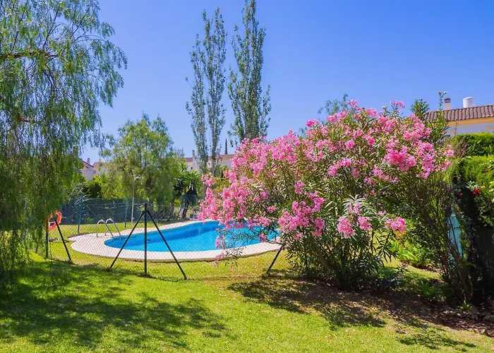 Cubo's Townhouse Sierrezuela فوينخيرولا