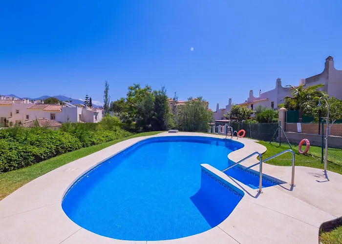 Cubo's Townhouse Sierrezuela فوينخيرولا